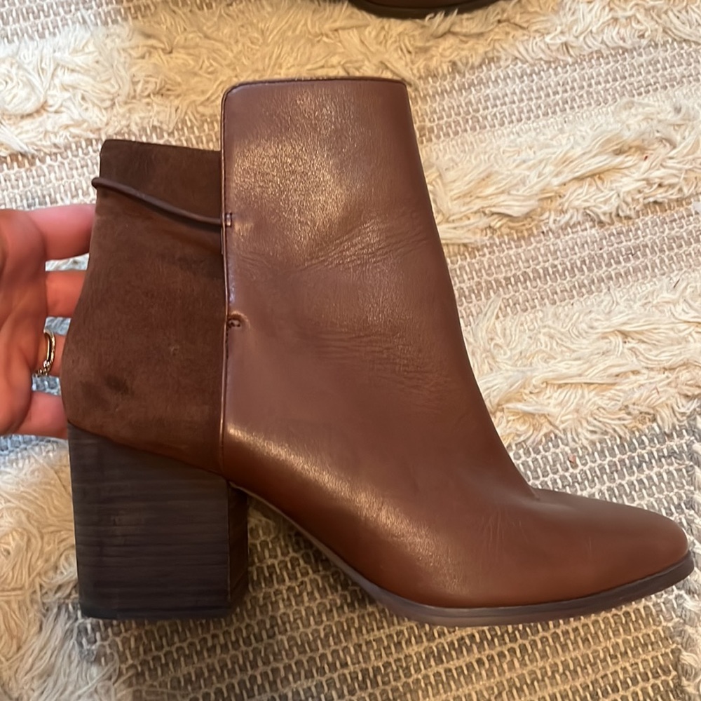 Kate spade Saturday brown leather and suede booties size 8